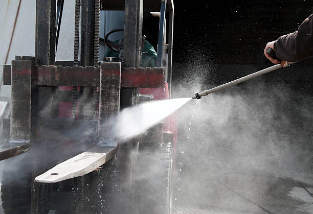 Pressure Washing Estimates in Mount Morris, MI